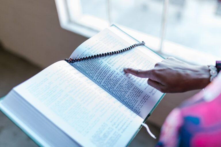 What Does “Selah” Mean in the Bible