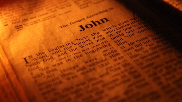 What Is Faith, According to the Bible?
