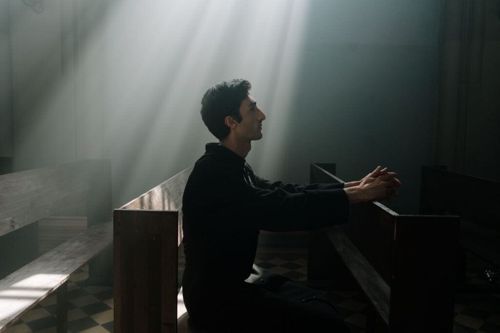 Can Christians Live the Christian Life Alone?