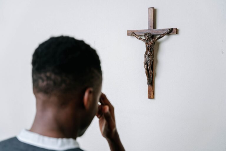 What Should Christians Do When God Doesn't Answer Prayer?